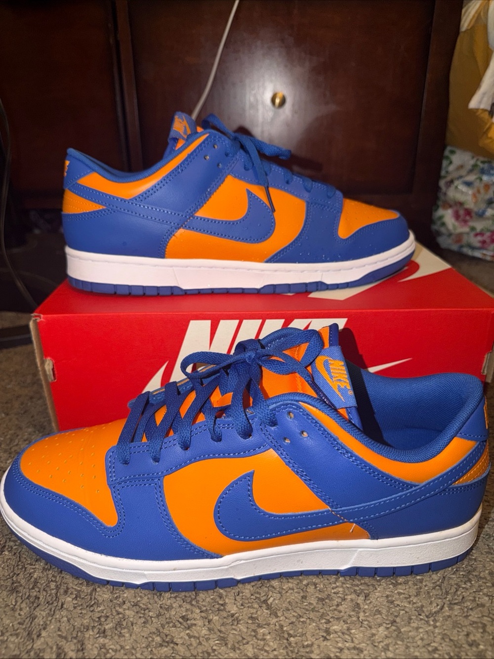 Nike men’s sz11.5 ' Knicks Low-Top dunk Sneakers - Blue/Orange